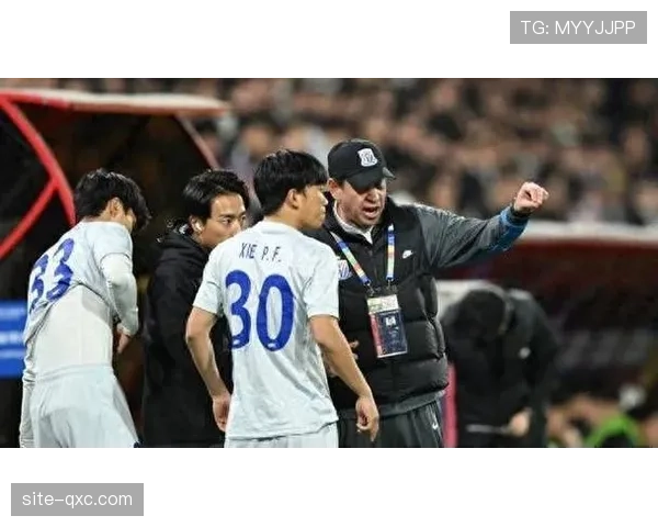 张稀哲调度制造进攻威胁 津门虎边路快速转换考验申花